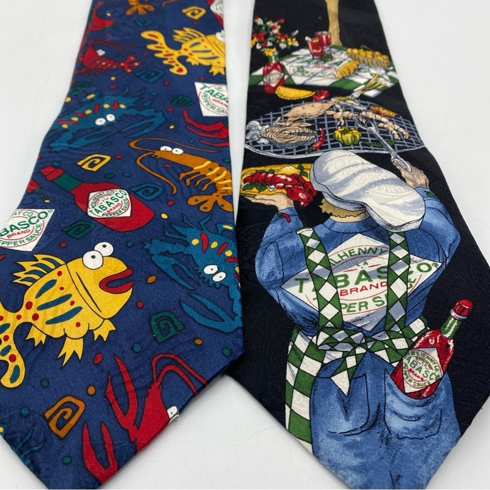 Tabasco Fish Necktie Tie Novelty 100% Silk USA Ocean Coral Hot Sauce Grilling - Picture 7 of 8